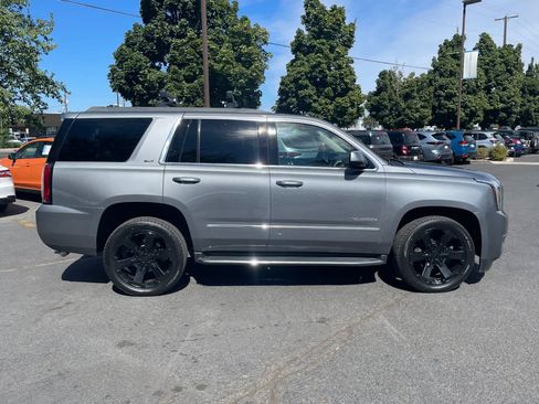 Used 2020 GMC Yukon SLT w/ Premium Edition AWD/4WD image 6