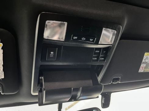 Used 2017 Toyota Tacoma TRD Sport w/ Premium & Technology Package image 76