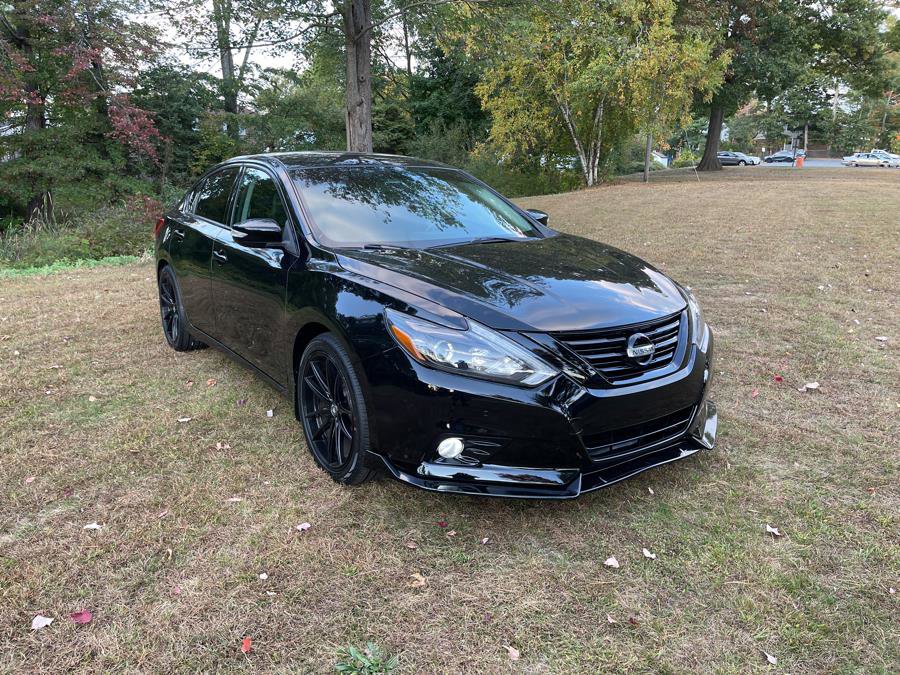 Used 2016 Nissan Altima 3.5 SL w/ 3.5 Technology Package FWD image 1