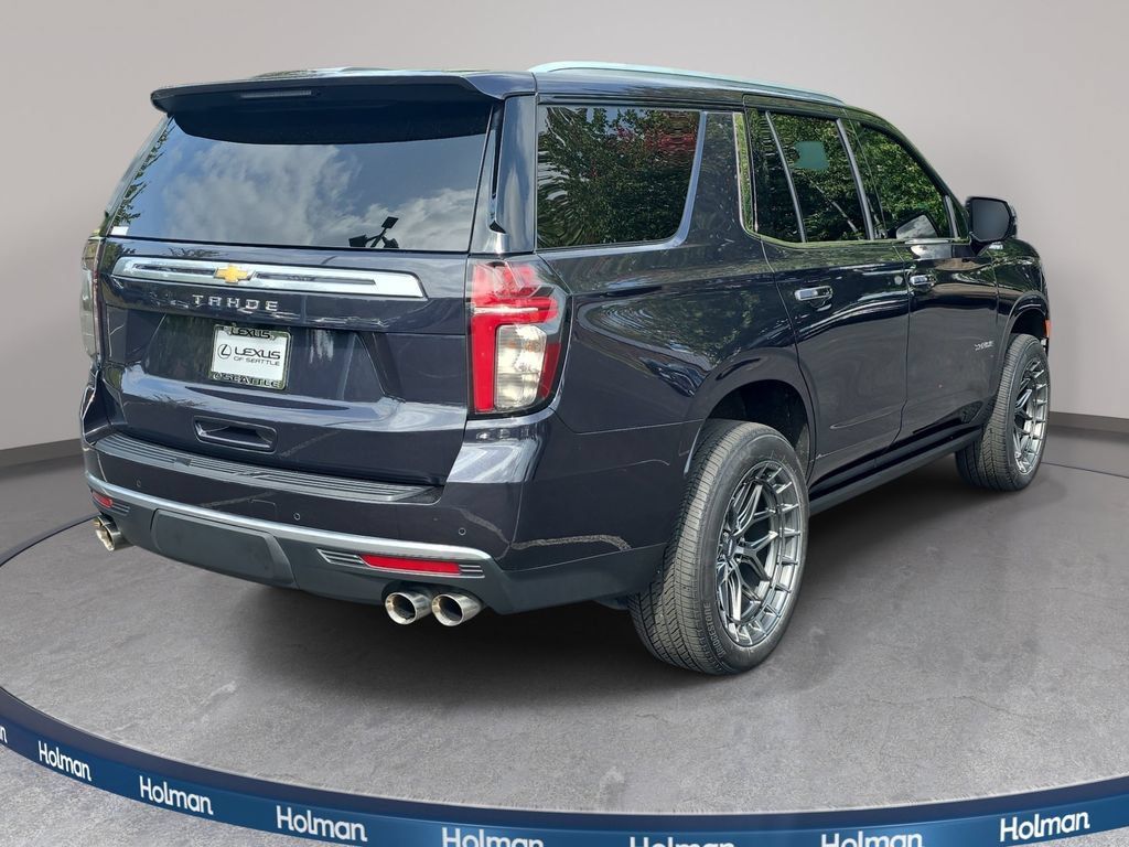 Used 2024 Chevrolet Tahoe High Country AWD/4WD image 6