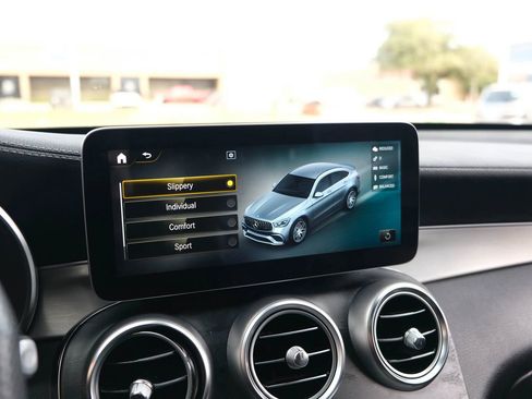 Used 2020 Mercedes-Benz GLC 63 AMG GLC 63 4MATIC Sport Utility 4D image 46