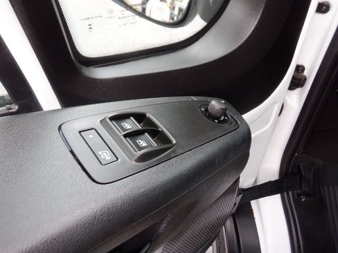 Used 2023 RAM ProMaster 2500 FWD image 11
