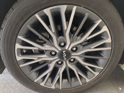 Used 2023 Kia Forte GT-Line image 31