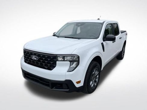 New 2026 Ford Maverick XLT w/ XLT Luxury Package AWD/4WD image 3