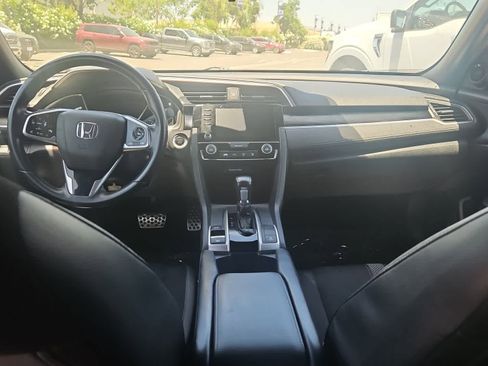 Used 2019 Honda Civic Sport image 10