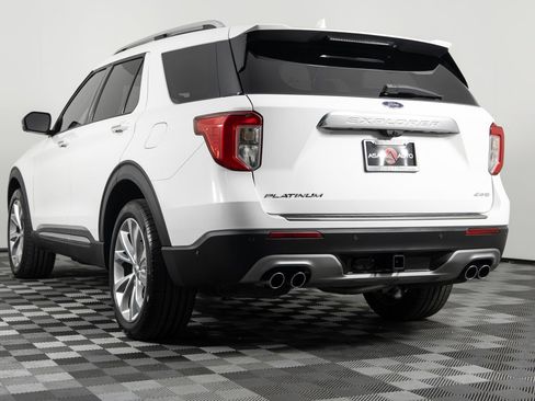 Used 2021 Ford Explorer Platinum w/ Equipment Group 601A image 5