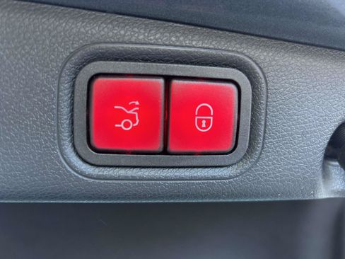 Certified 2023 Mercedes-Benz E 450 4MATIC Sedan image 11