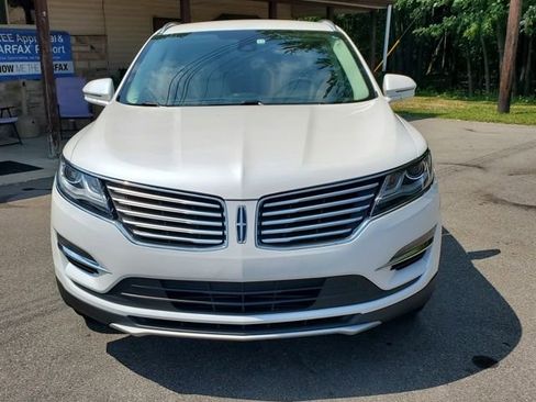 Used 2017 Lincoln MKC Select w/ Select Plus Package AWD/4WD image 9