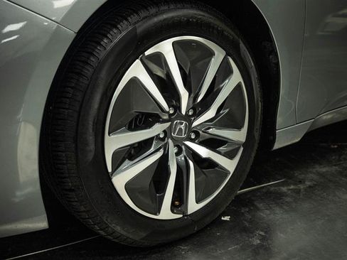 Used 2021 Honda Accord Hybrid image 3