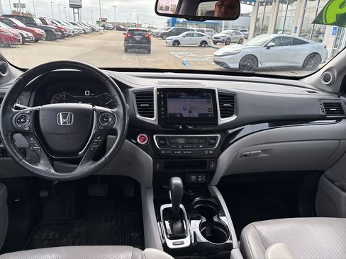 Certified 2019 Honda Ridgeline RTL-E image 16