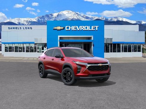 New 2026 Chevrolet Trax LT image 1