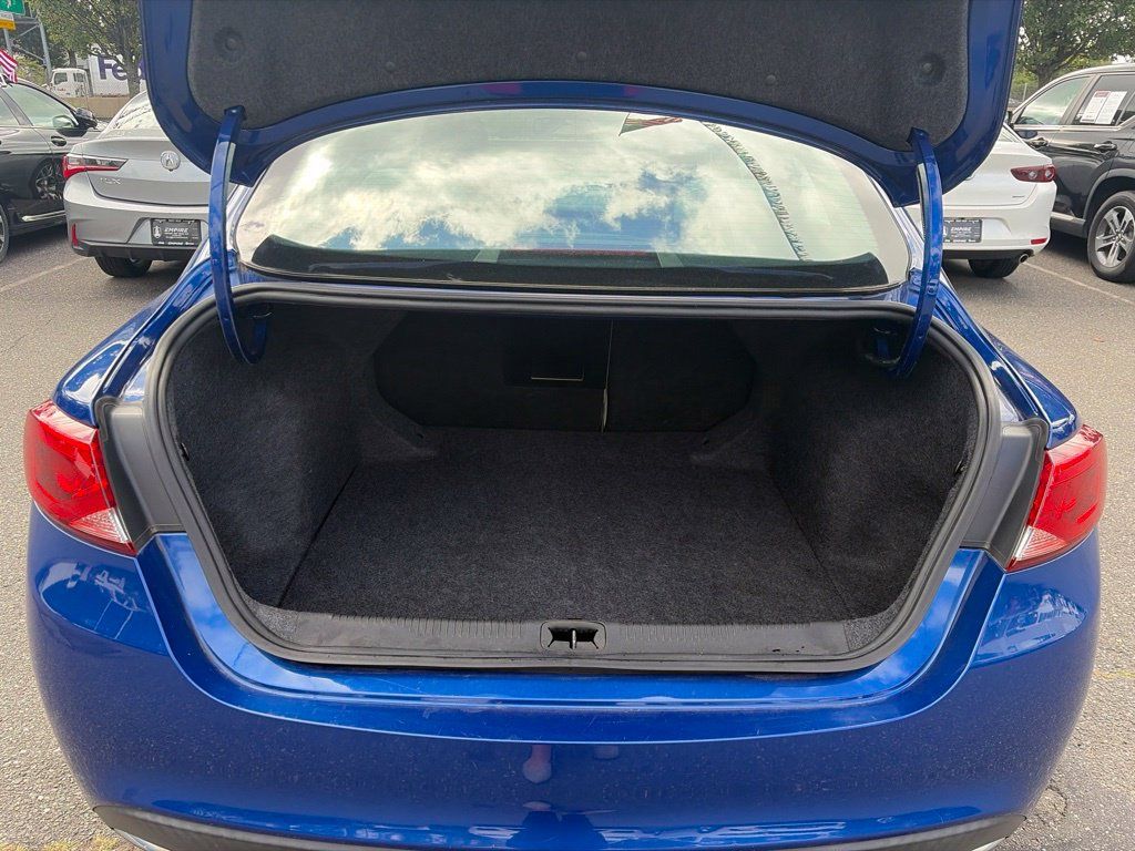Used 2015 Chrysler 200 Limited w/ Convenience Group FWD image 13