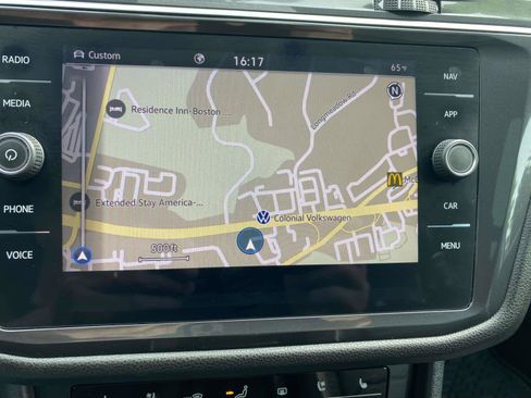 Certified 2023 Volkswagen Tiguan SEL R-Line AWD/4WD image 18