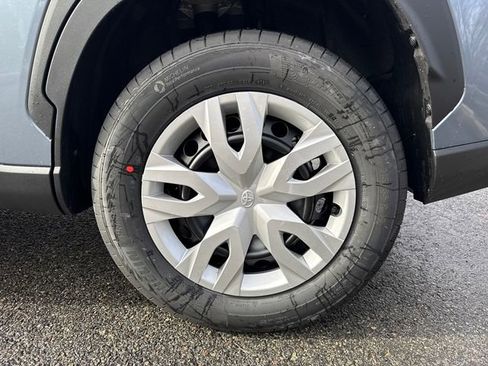 New 2026 Toyota Corolla Cross L image 10