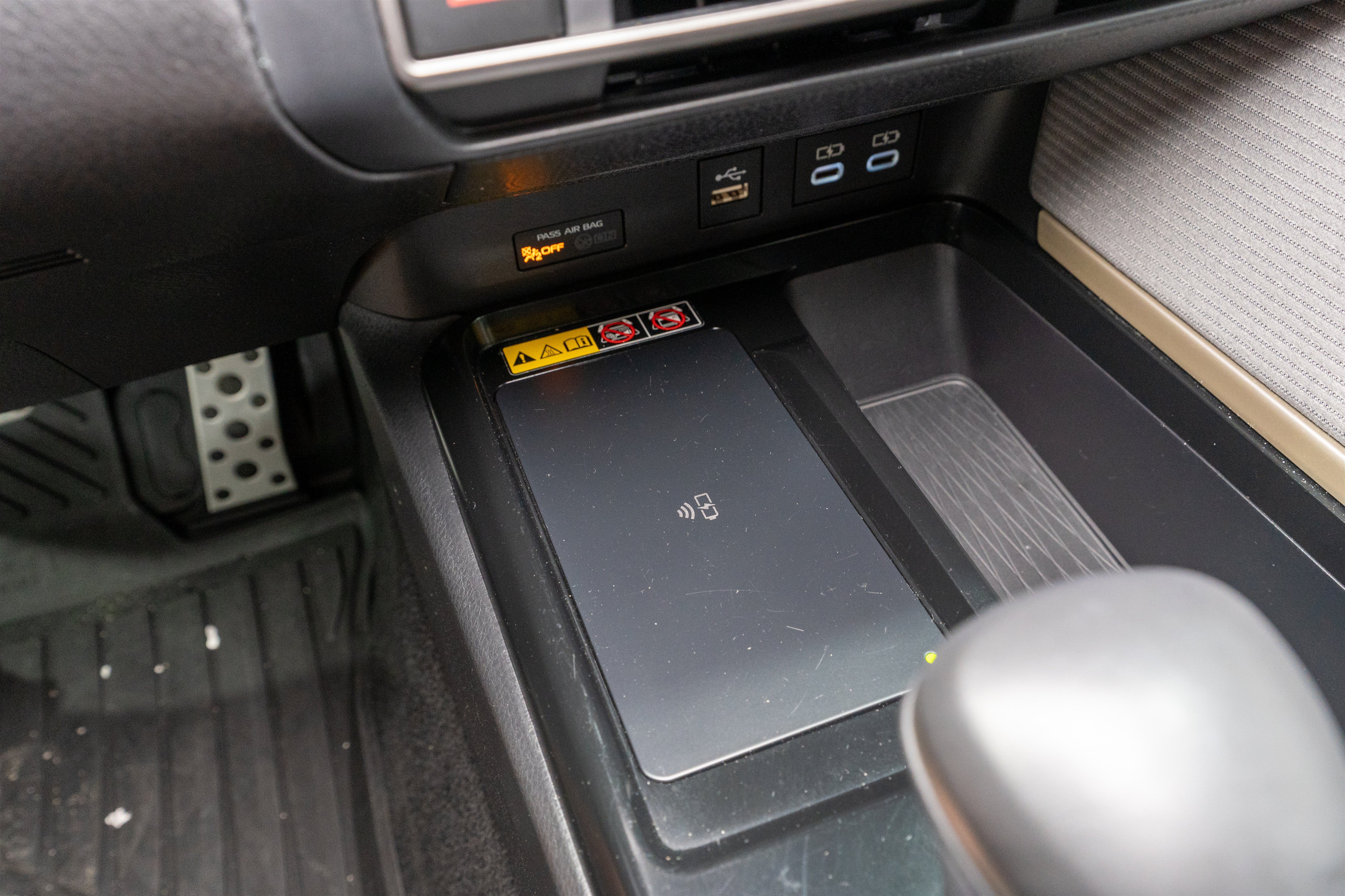 Used 2025 Toyota Camry SE FWD image 20
