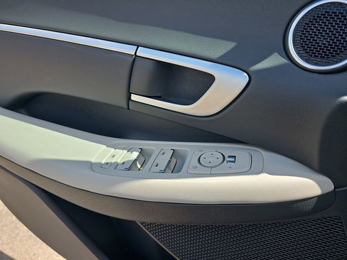 Certified 2025 Hyundai Sonata SEL FWD image 25