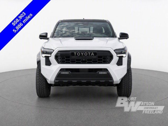 Used 2025 Toyota Tacoma TRD Pro w/ Tow Tech Package AWD/4WD image 5