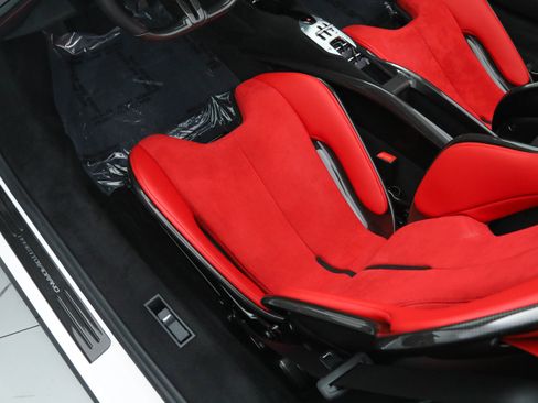 Certified 2025 Ferrari SF90 Spider image 29