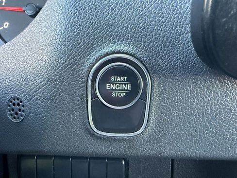 Used 2020 Mercedes-Benz Sprinter 2500 image 31