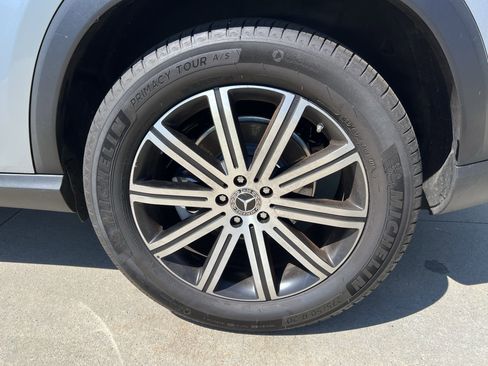 Used 2025 Mercedes-Benz GLE 350 4MATIC image 13