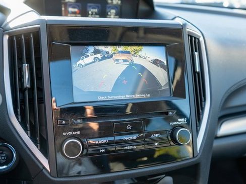 Used 2021 Subaru Forester Premium image 32