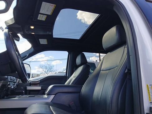 Used 2022 Ford F250 Lariat w/ Lariat Ultimate Package image 11