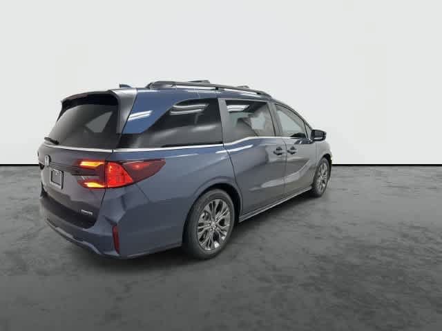 New 2027 Honda Odyssey Touring image 3