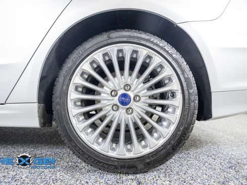 Used 2016 Ford Fusion Titanium FWD image 44