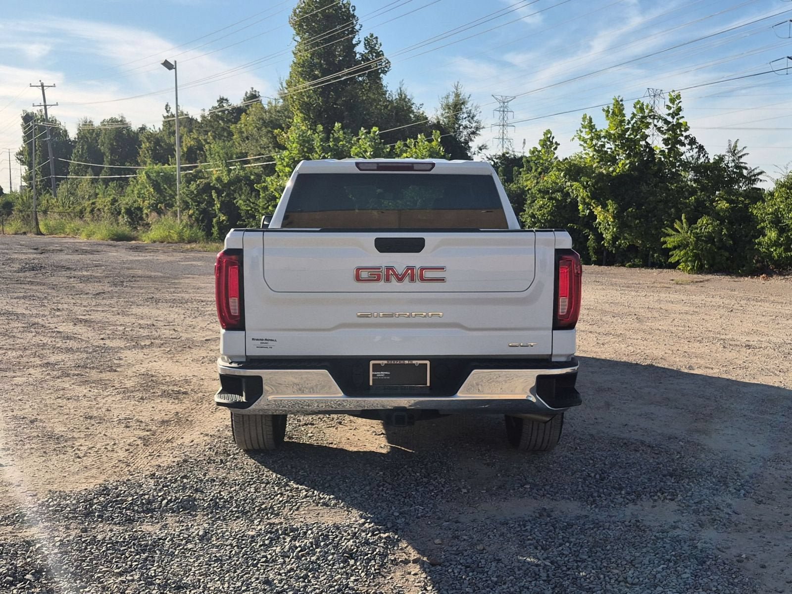 Used 2025 GMC Sierra 1500 SLT RWD image 5
