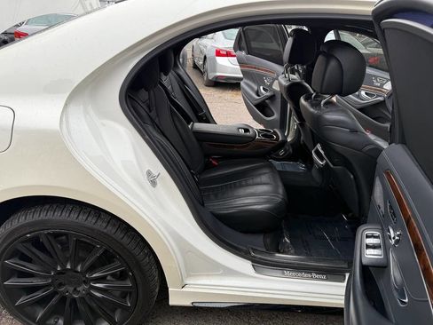 Used 2015 Mercedes-Benz S 550 Sedan image 15