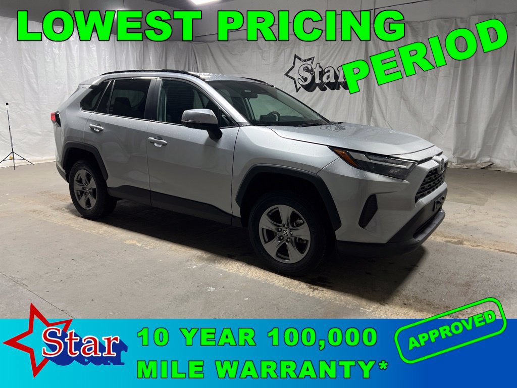 Used 2025 Toyota RAV4 XLE AWD/4WD image 1