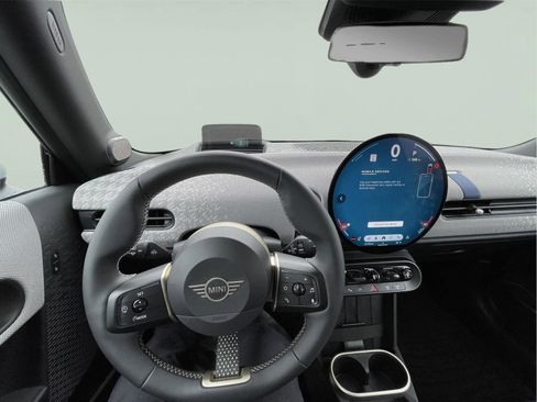Used 2025 MINI Cooper S FWD image 19