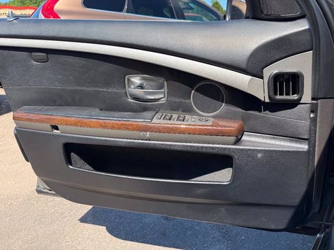 Used 2004 BMW 745Li RWD image 18