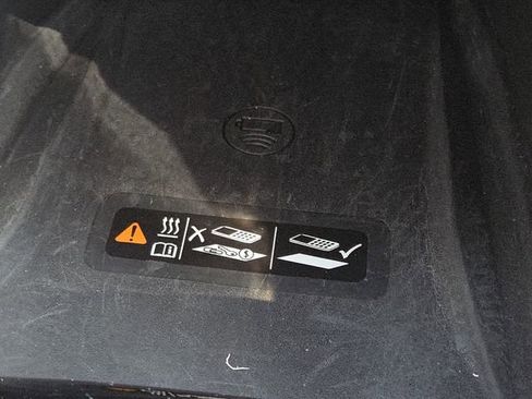 Certified 2024 Buick Encore GX Avenir w/ Avenir Technology Package image 9