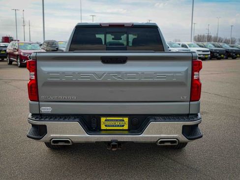 Used 2024 Chevrolet Silverado 1500 LT AWD/4WD image 7