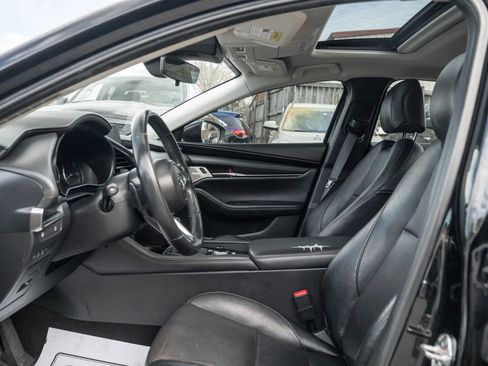 Used 2020 MAZDA MAZDA3 Sedan w/ Premium Package image 7