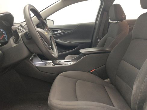 Used 2022 Chevrolet Malibu LT FWD image 17