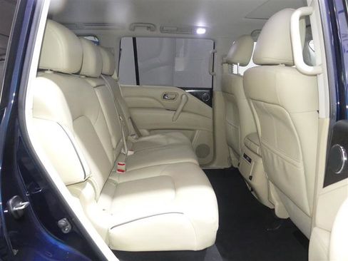 Used 2021 INFINITI QX80 Luxe w/ All-Season Package AWD/4WD image 29