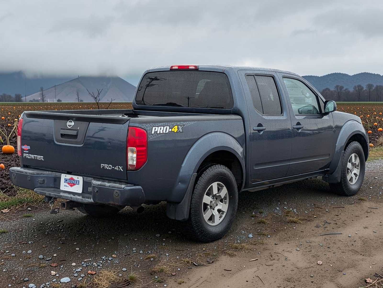 Used 2013 Nissan Frontier PRO-4X AWD/4WD image 6
