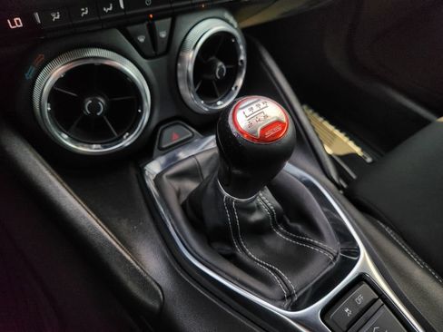 Used 2019 Chevrolet Camaro SS RWD image 20