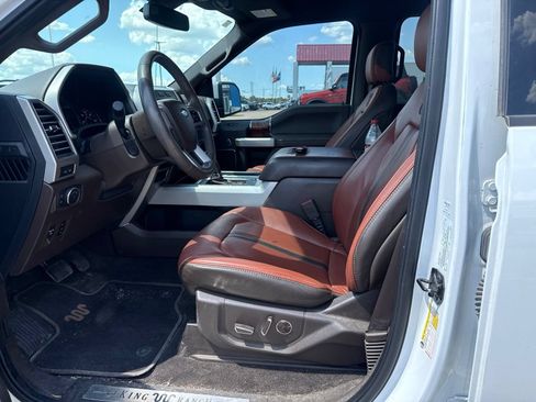 Used 2019 Ford F150 King Ranch w/ Equipment Group 601A Luxury AWD/4WD image 18