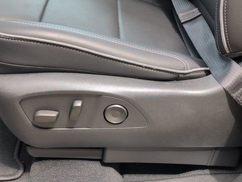 New 2025 Chevrolet Silverado EV LT AWD/4WD image 14