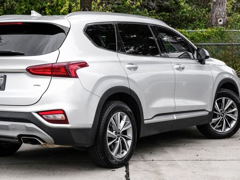 Used 2019 Hyundai Santa Fe SEL image 17