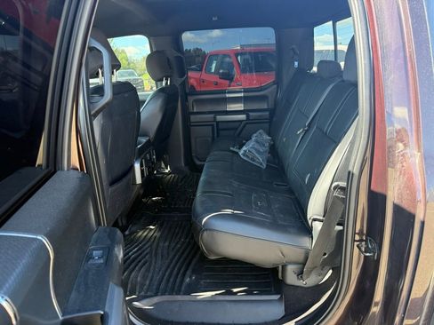 Used 2018 Ford F150 XLT w/ Equipment Group 302A Luxury AWD/4WD image 11