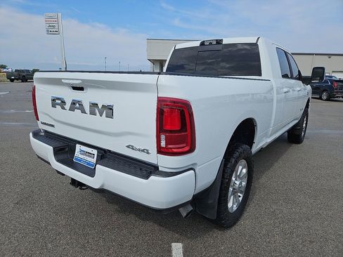 Used 2026 RAM 2500 Laramie AWD/4WD image 7