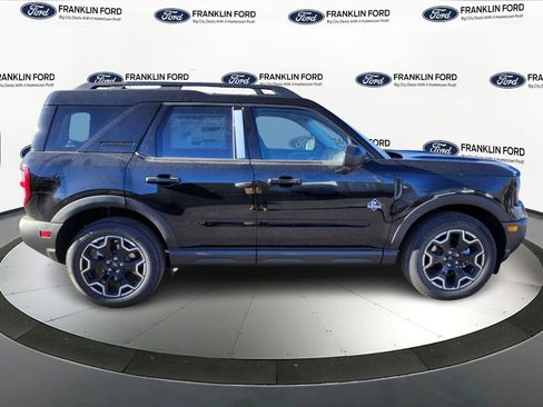 New 2025 Ford Bronco Sport Outer Banks w/ Outer Banks Tech Package+ AWD/4WD image 6
