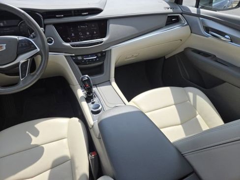 Used 2023 Cadillac XT5 Premium Luxury AWD/4WD image 34