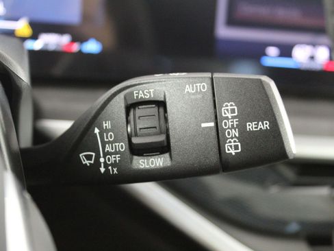 Used 2026 BMW X5 sDrive40i w/ Climate Comfort Package RWD image 33