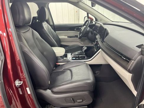 Used 2024 Kia Carnival SX FWD image 21