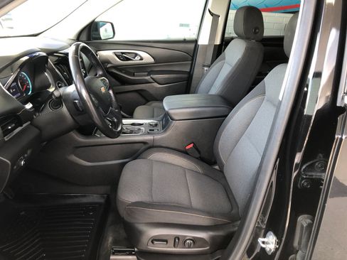 Used 2021 Chevrolet Traverse LT AWD/4WD image 19